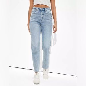 American Eagle Stretch Mom Straight Jean